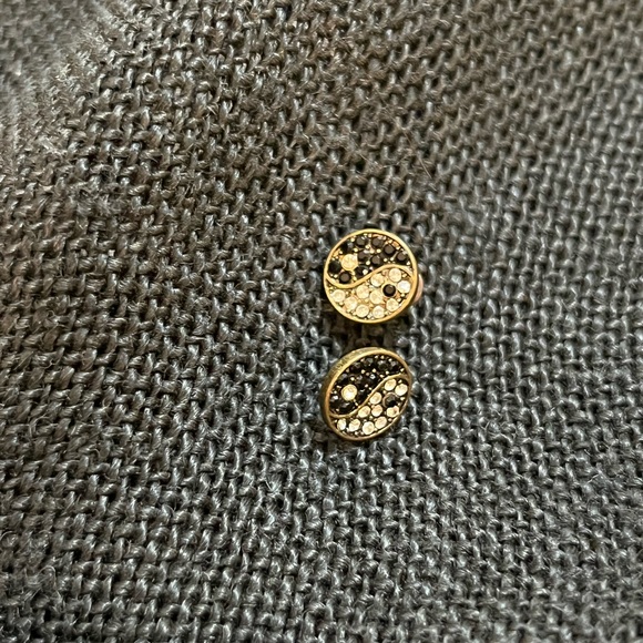 Lucky Brand - Yin and yang earrings - small gold with black & silver stones - Picture 4 of 7